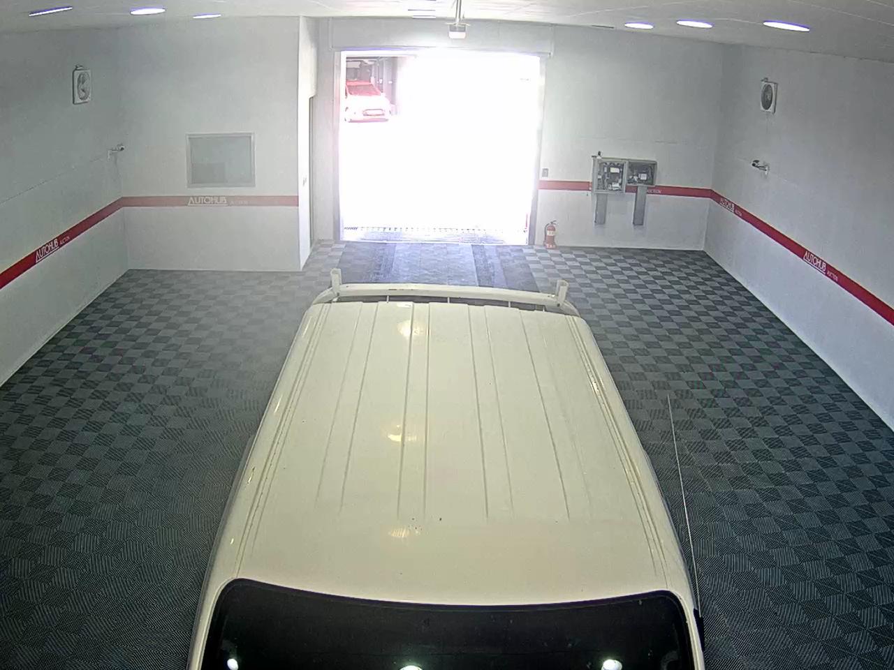 2017 - kia bongo