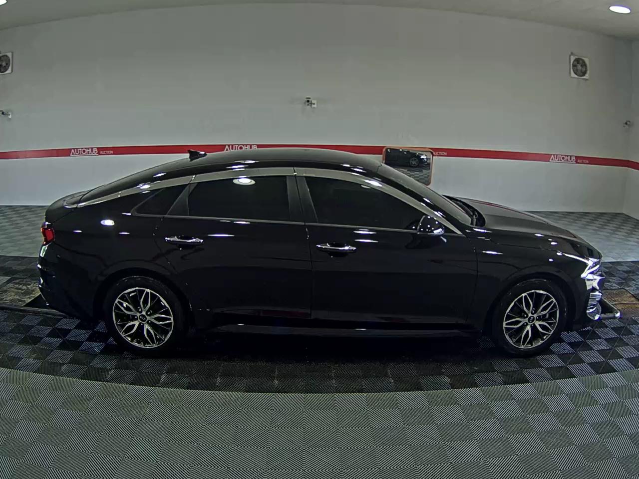 2021 - kia k5