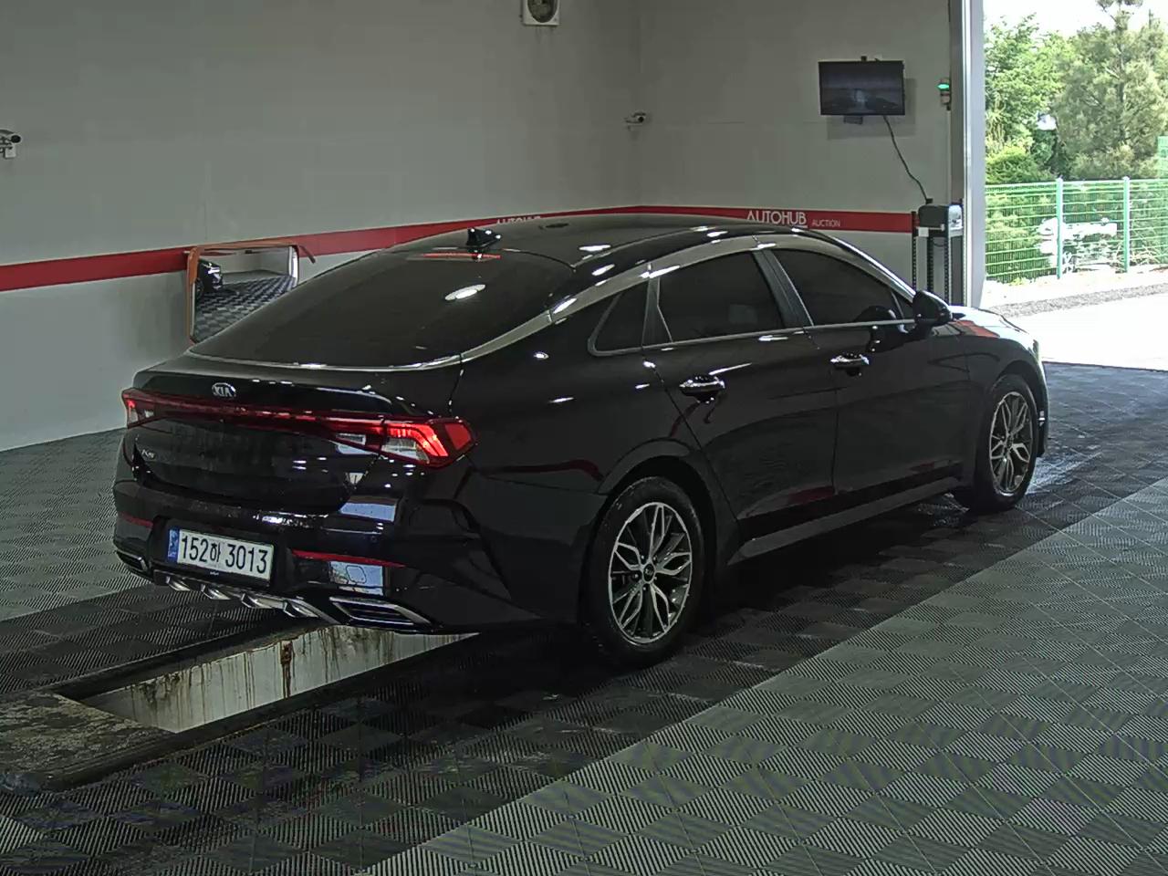 2021 - kia k5