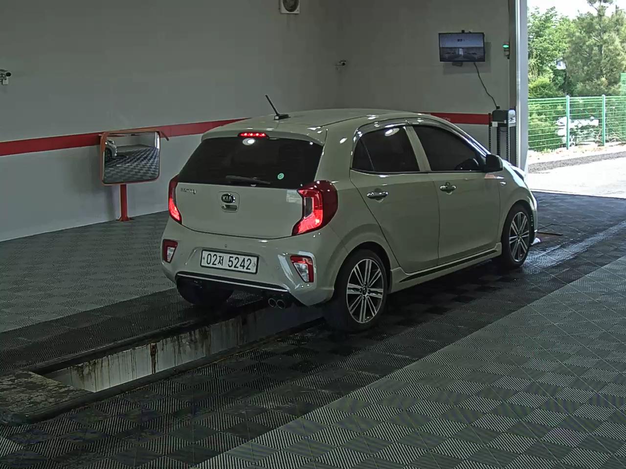 2017 - kia morning