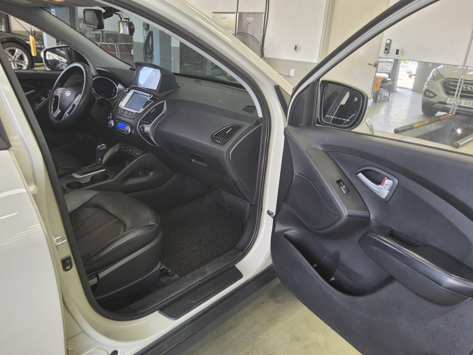 2014 - hyundai tucson