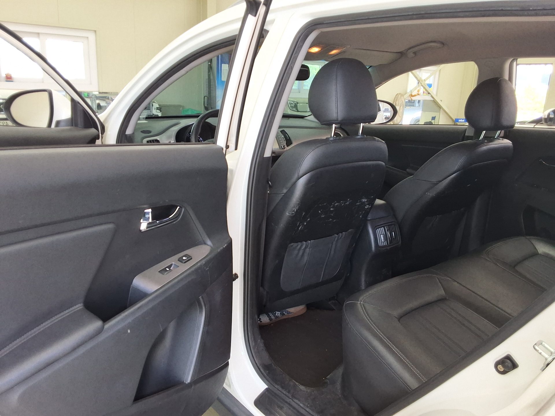 2016 - kia sportage