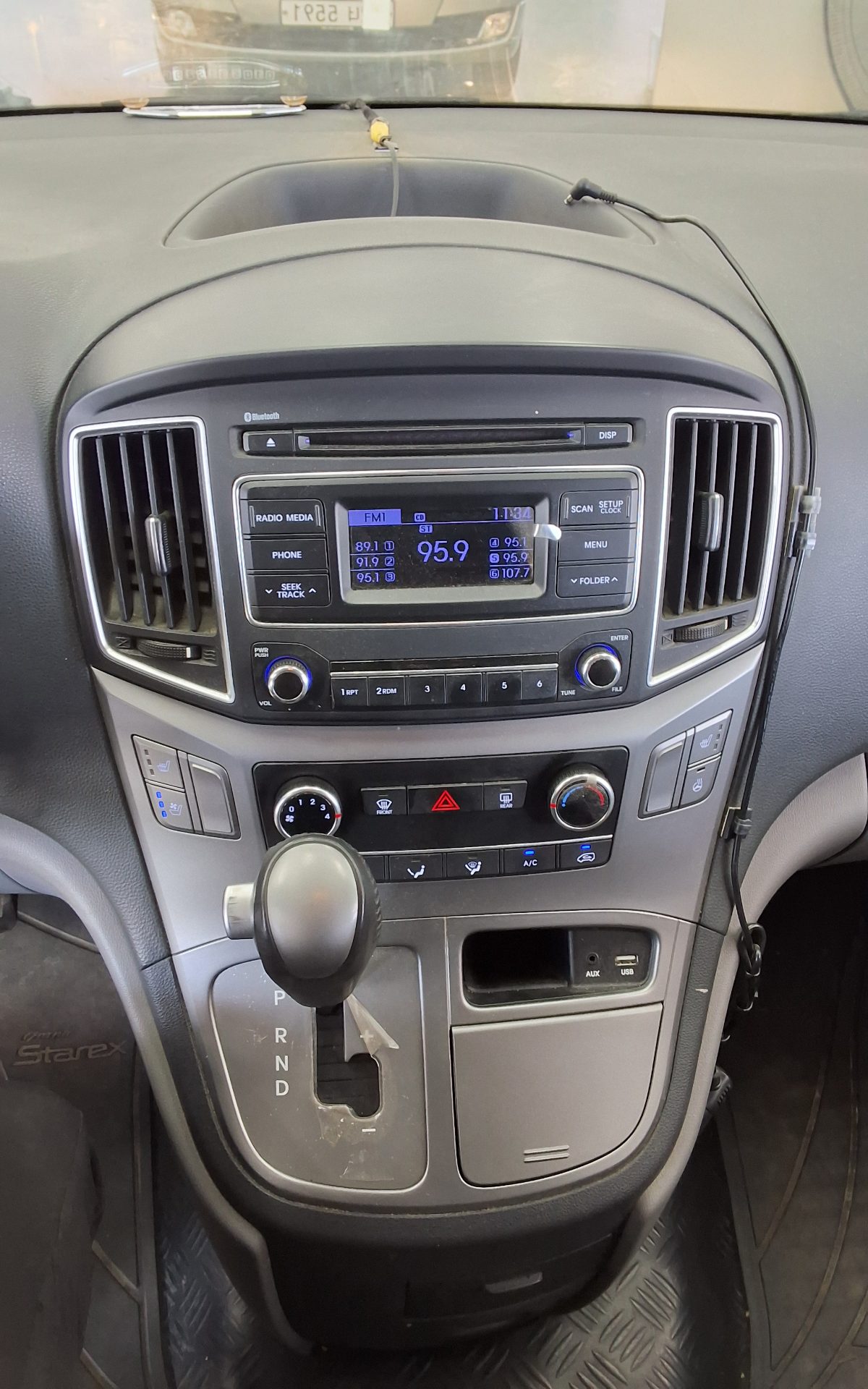 2018 - hyundai grand starex