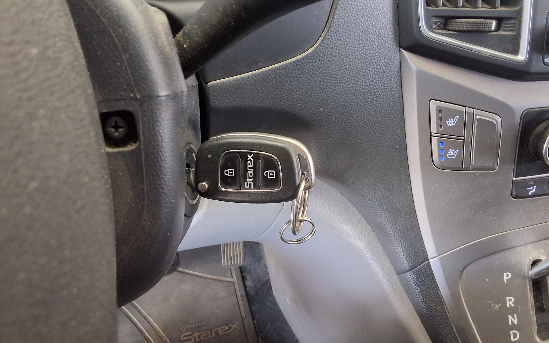 2018 - hyundai grand starex