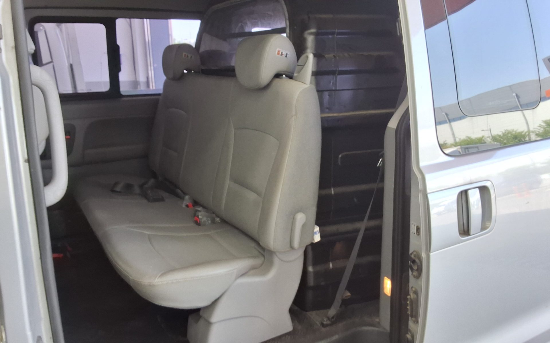 2018 - hyundai grand starex