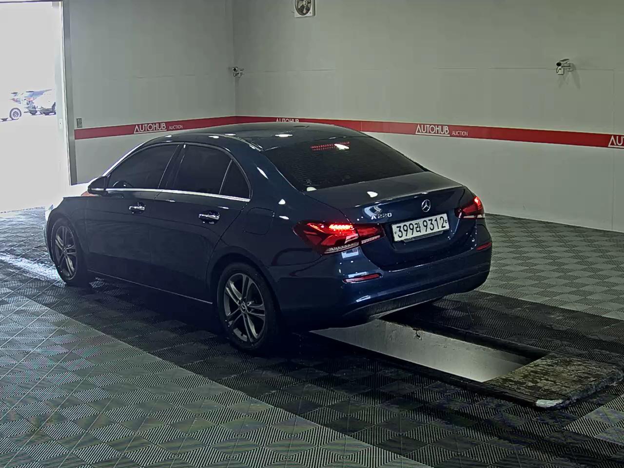 2020 - mercedes-benz a220