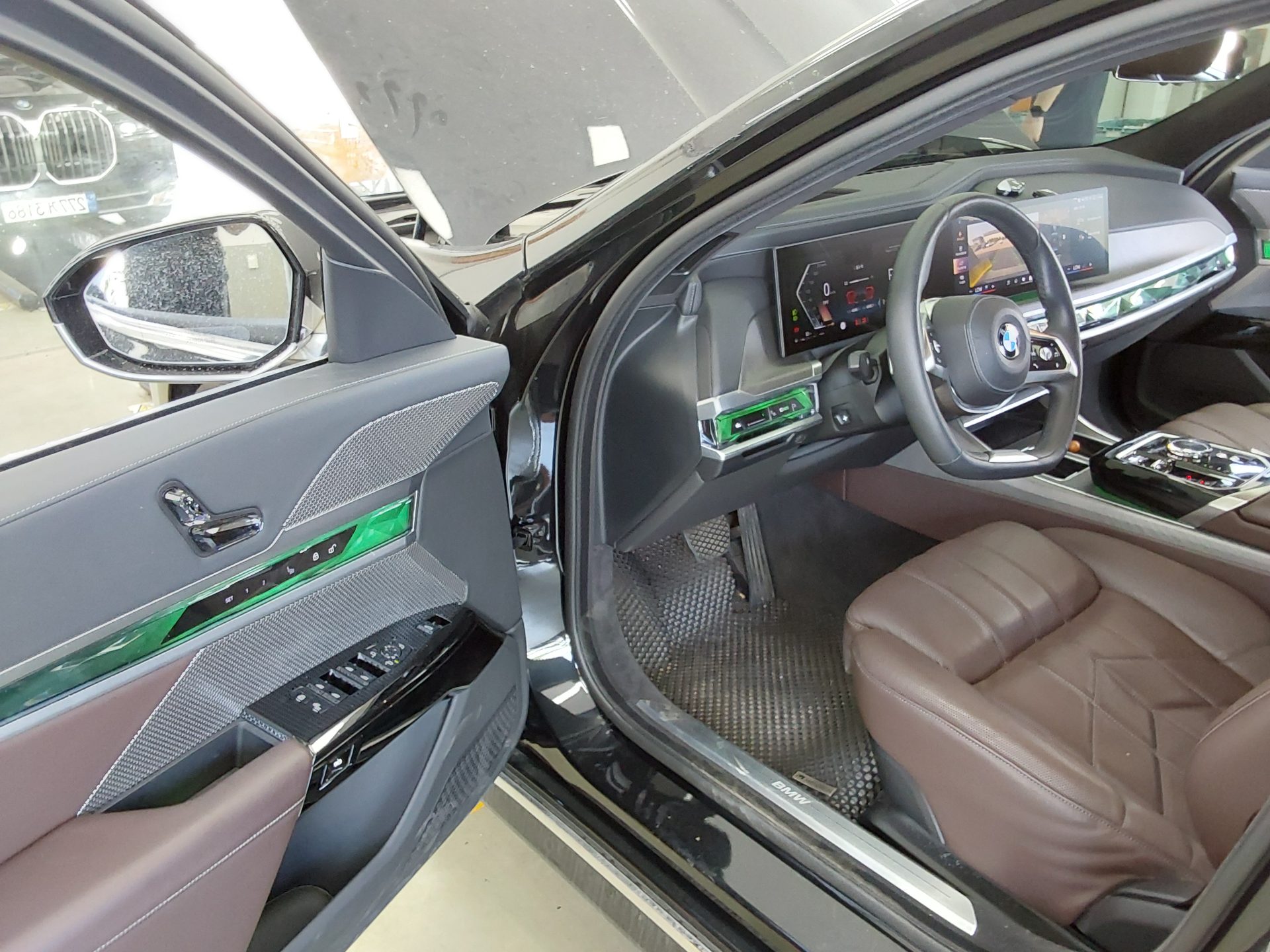 2023 - bmw m7