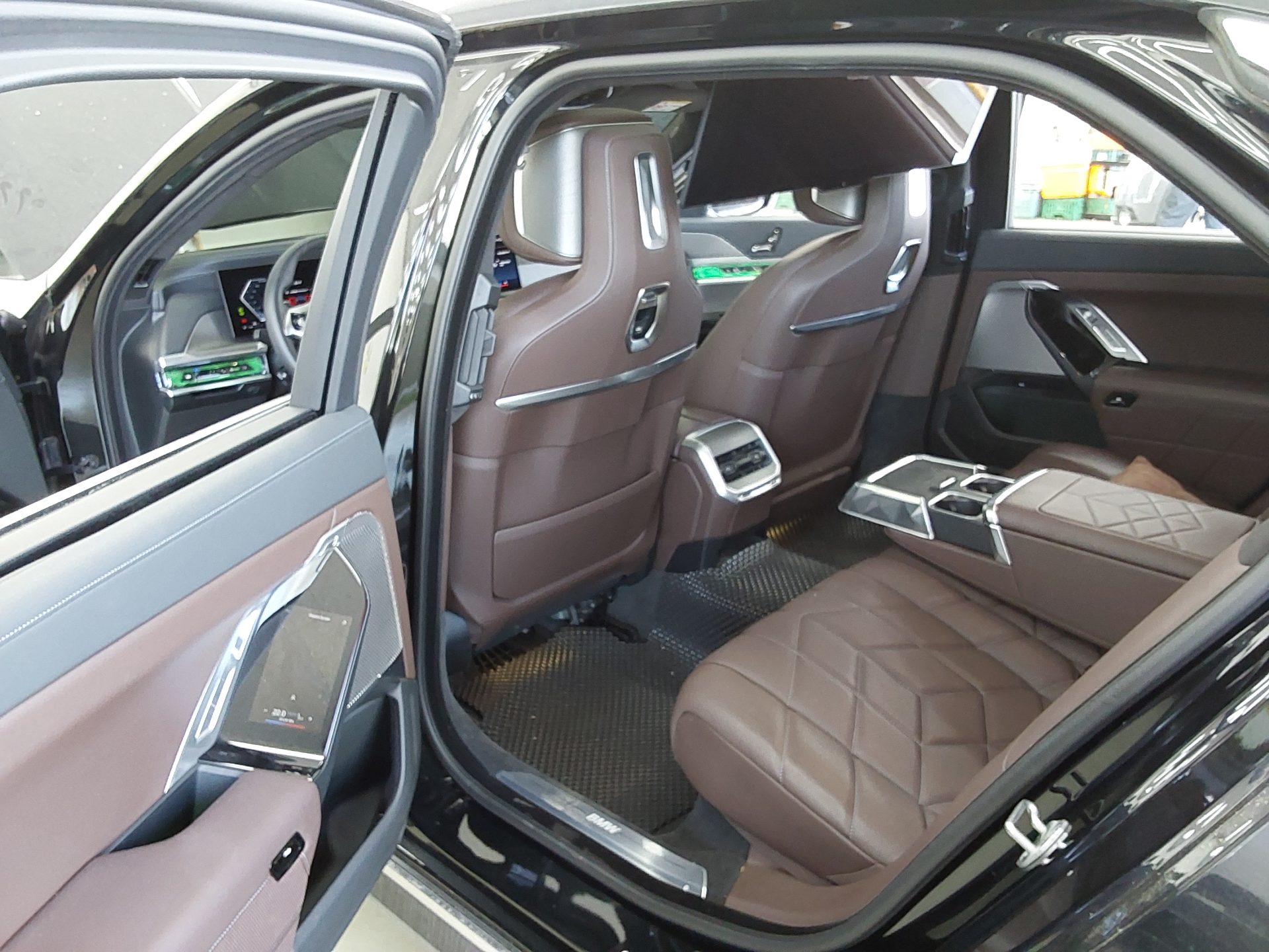 2023 - bmw m7