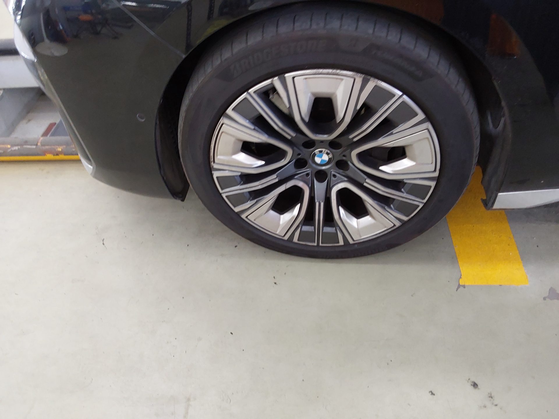 2023 - bmw m7