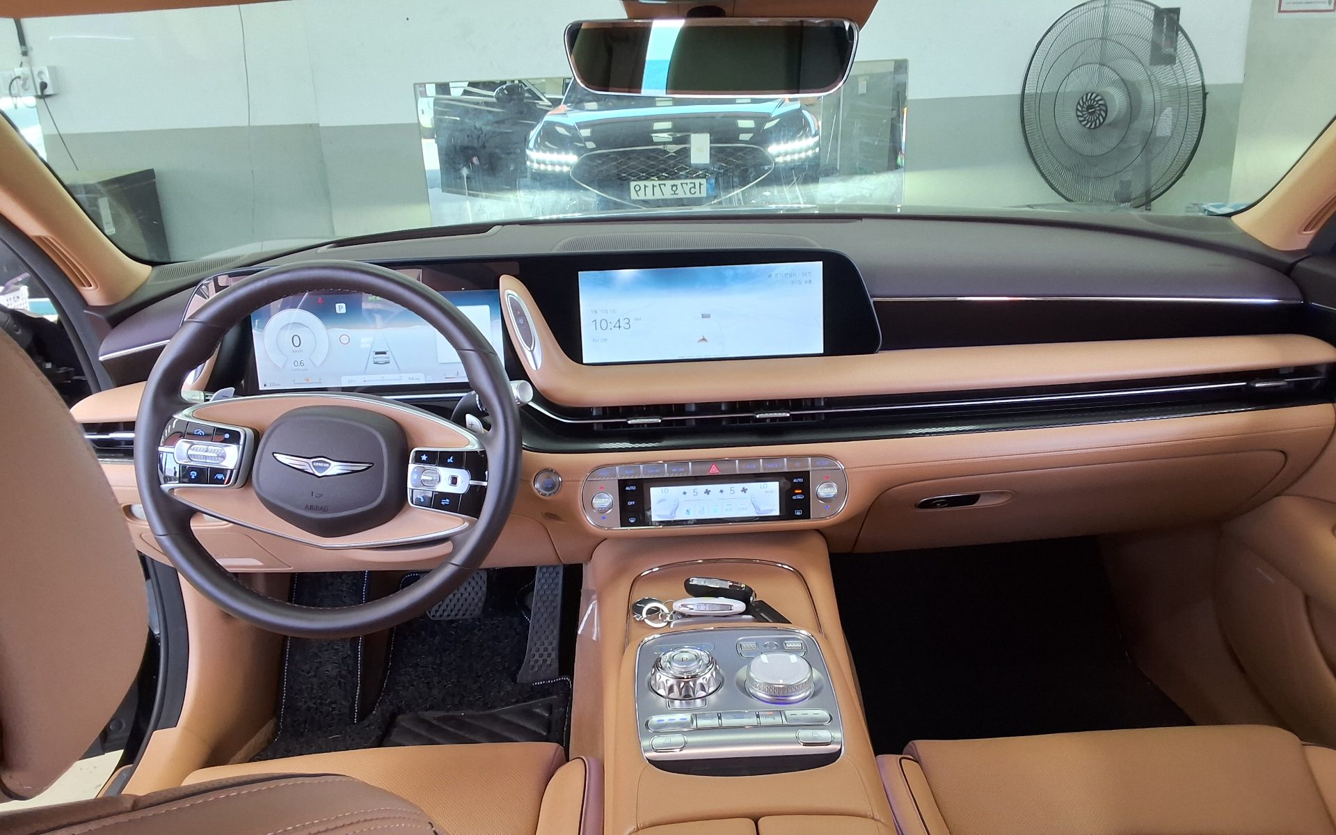 2022 - genesis g90