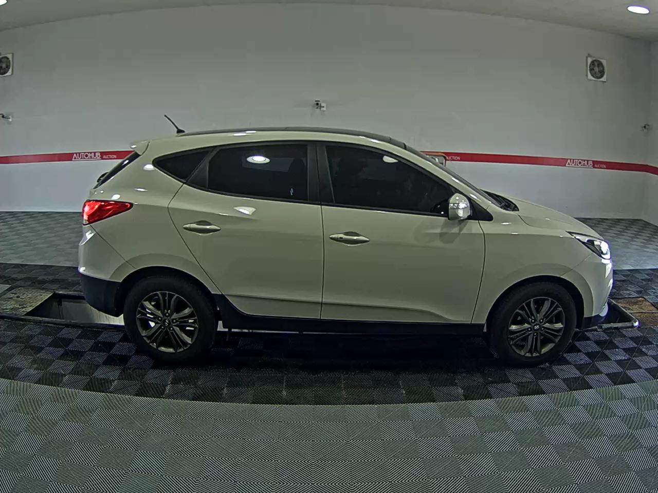 2014 - hyundai tucson