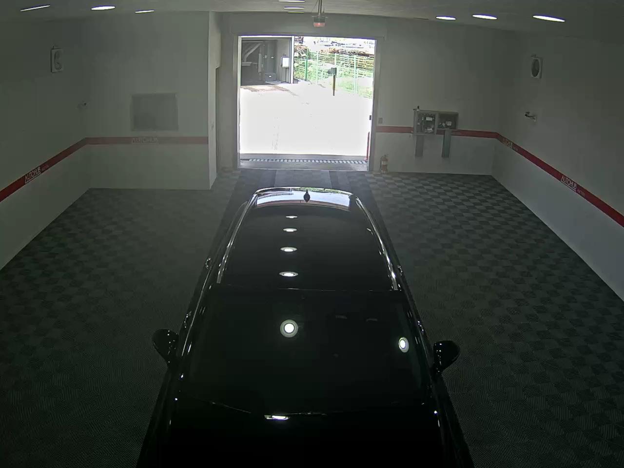 2021 - genesis gv70