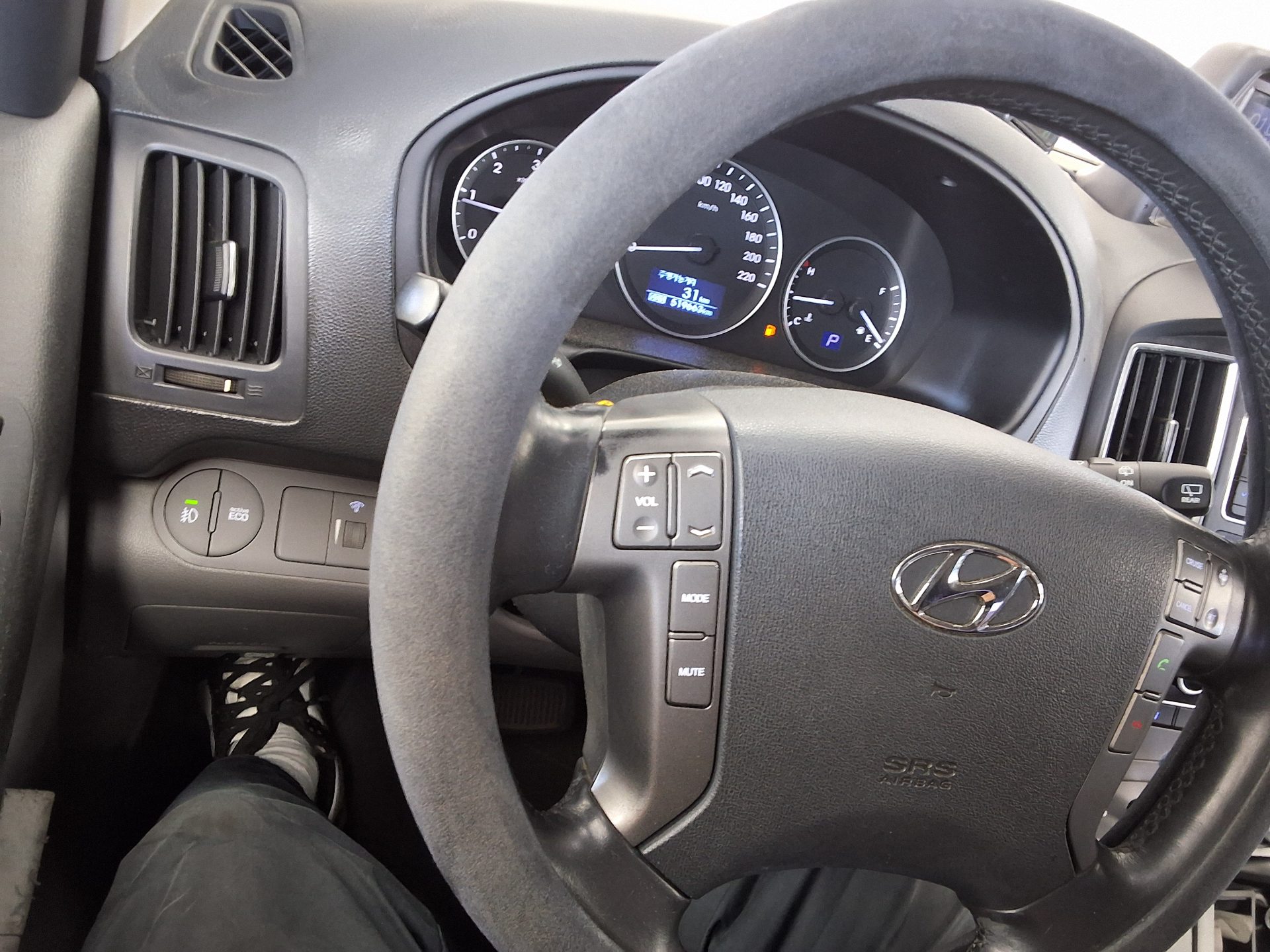 2017 - hyundai grand starex