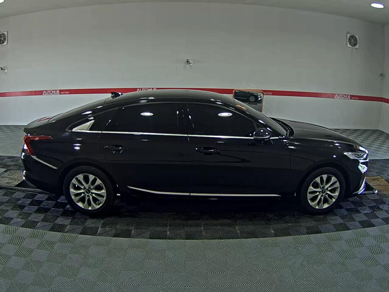 2023 - kia k8