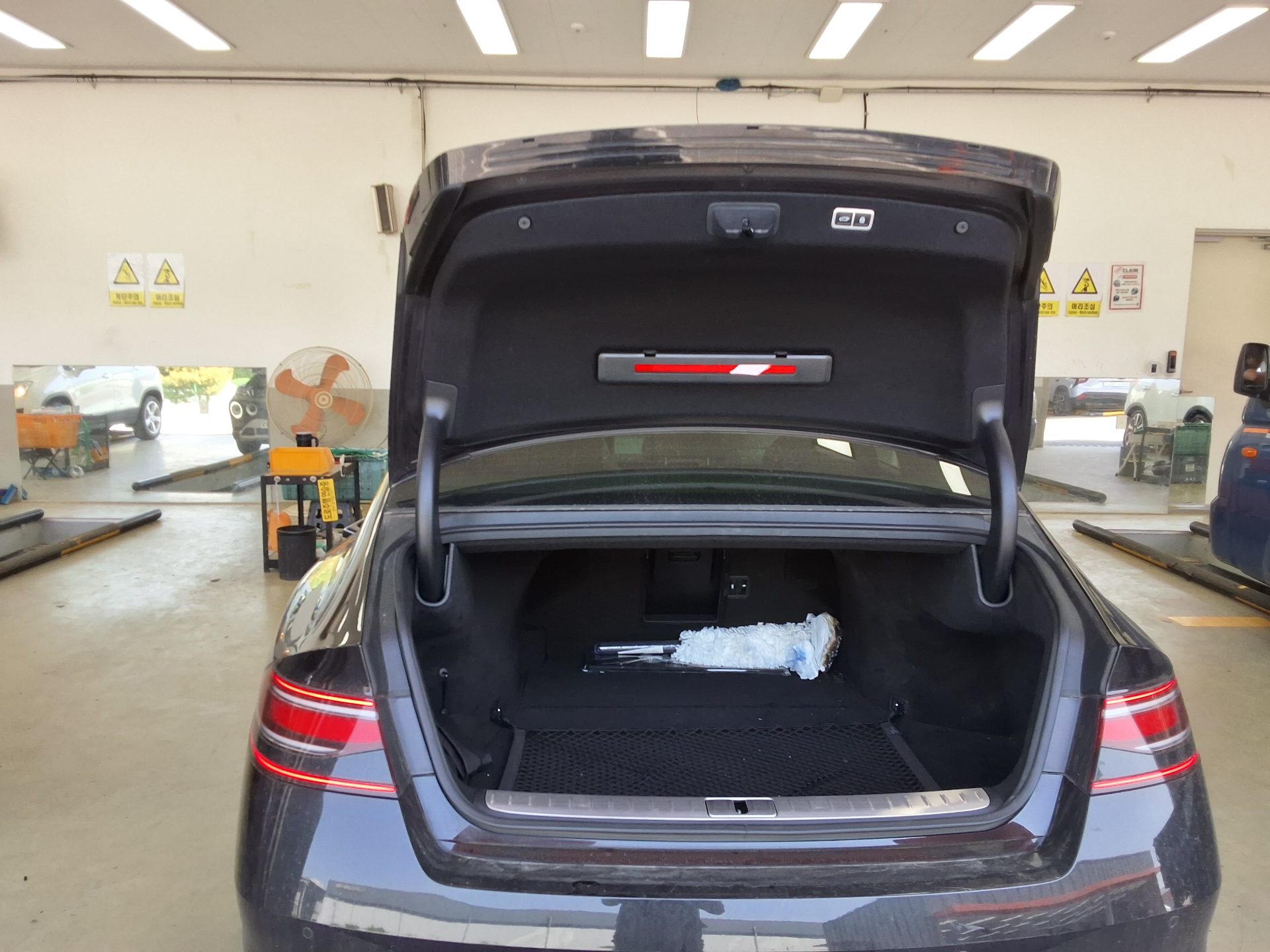 2023 - genesis g90