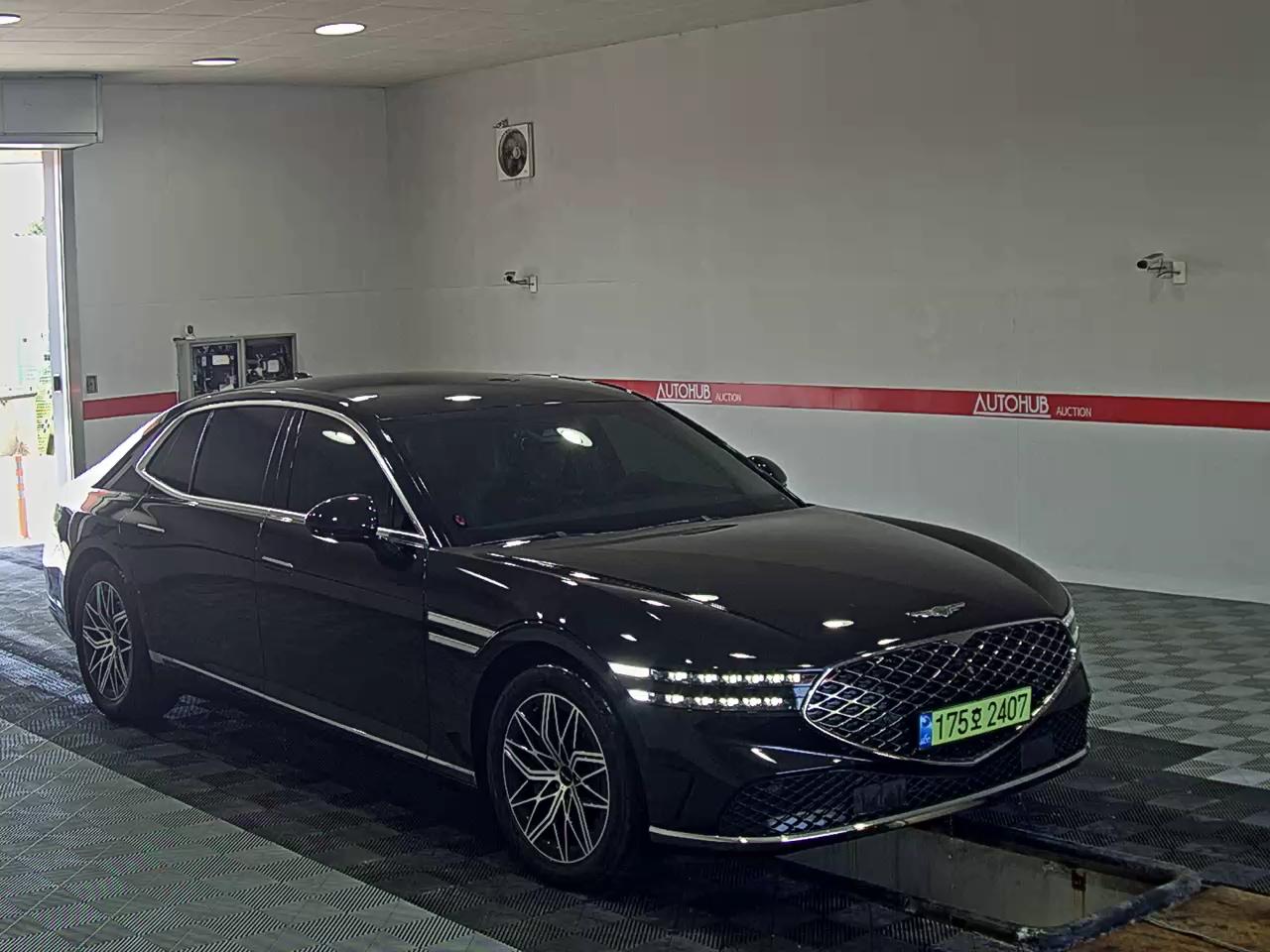 2023 - genesis g90