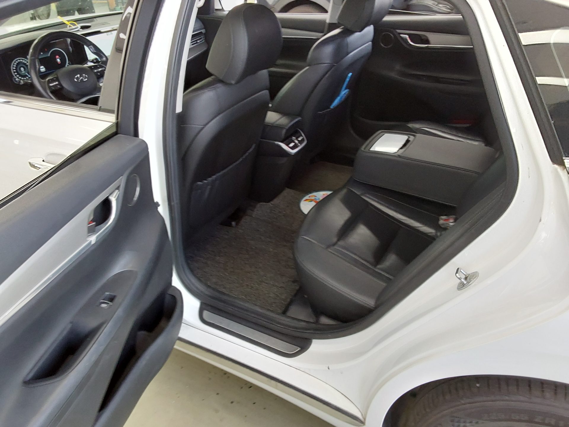 2022 - hyundai grandeur