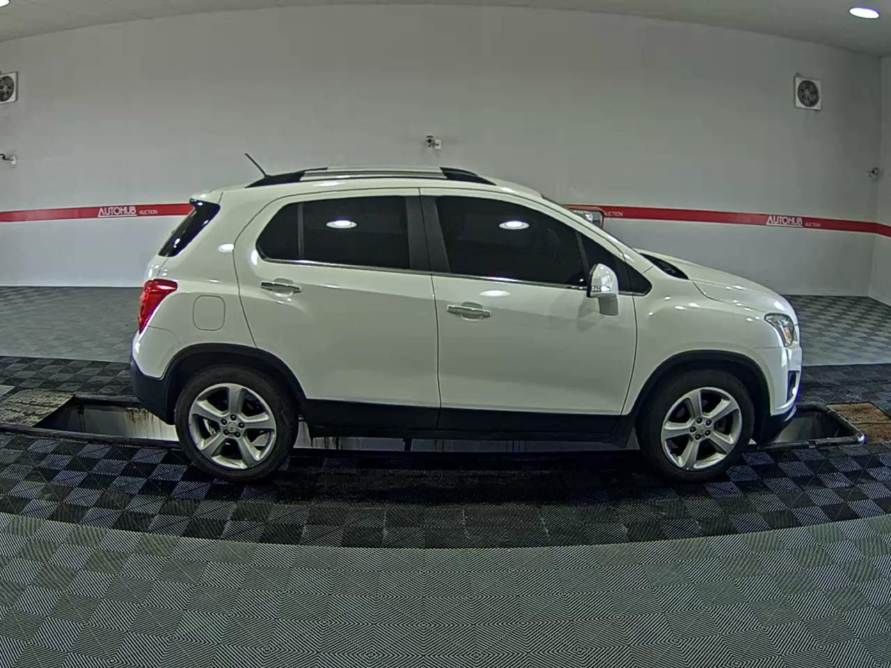 2015 - chevrolet trax
