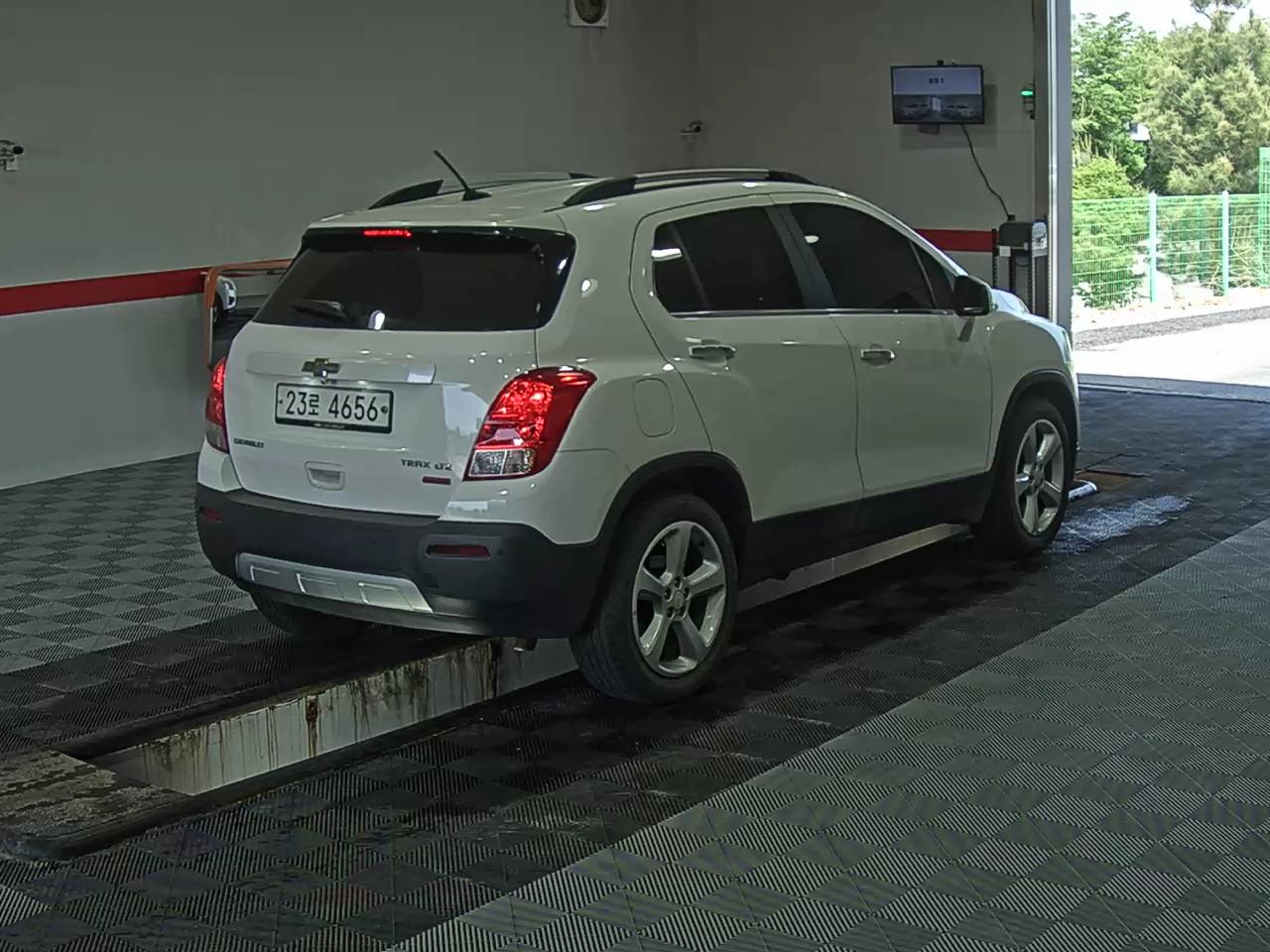 2015 - chevrolet trax