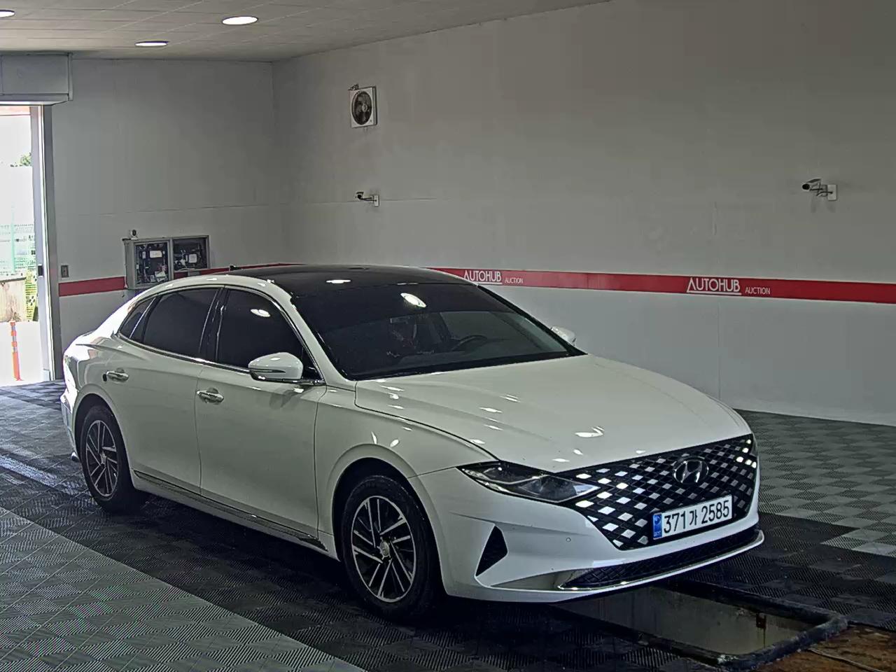 2022 - hyundai grandeur