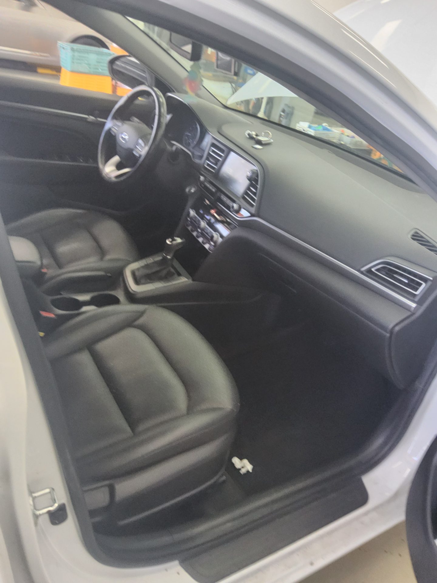 2019 - hyundai avante