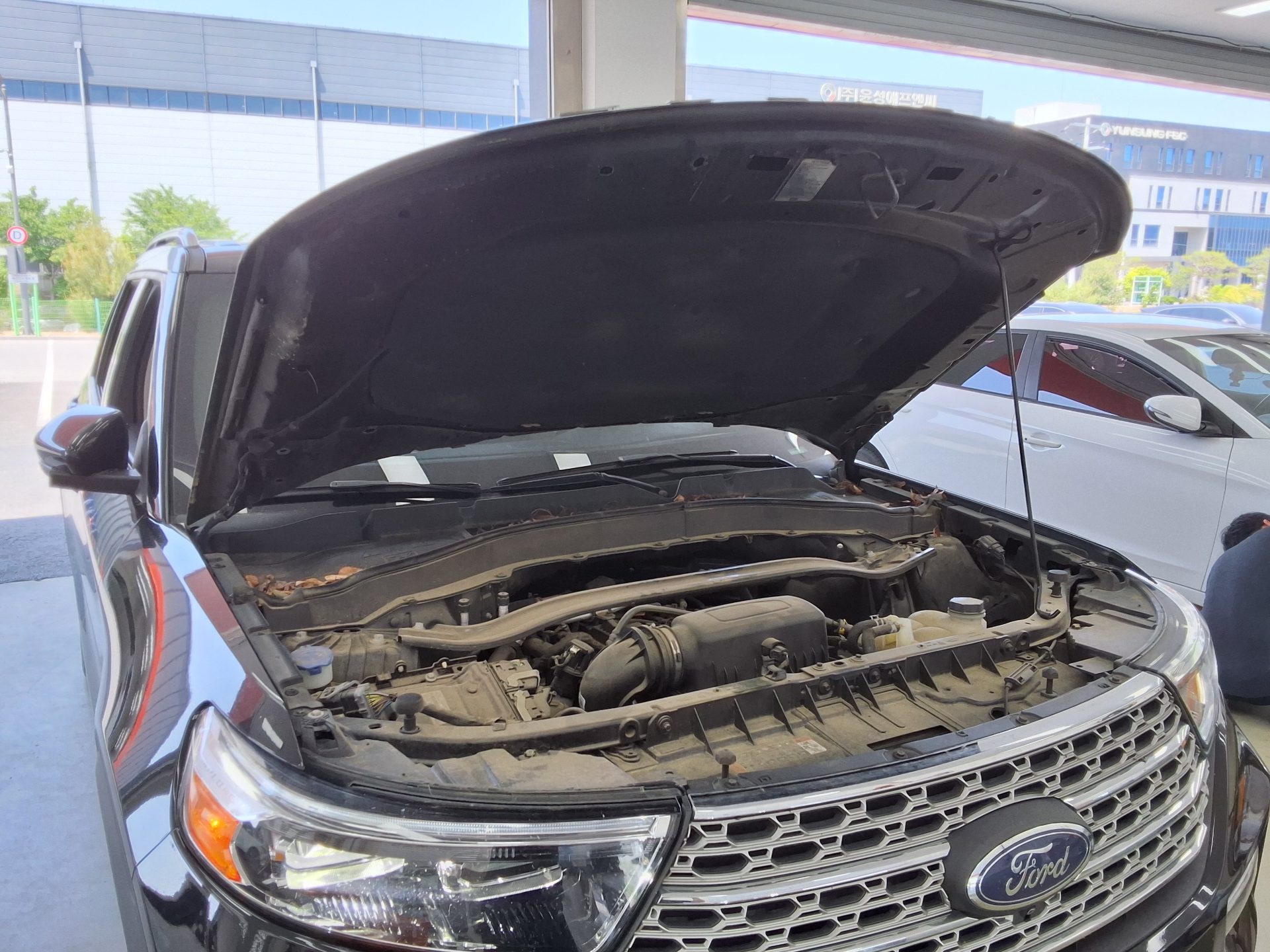 2021 - ford explorer
