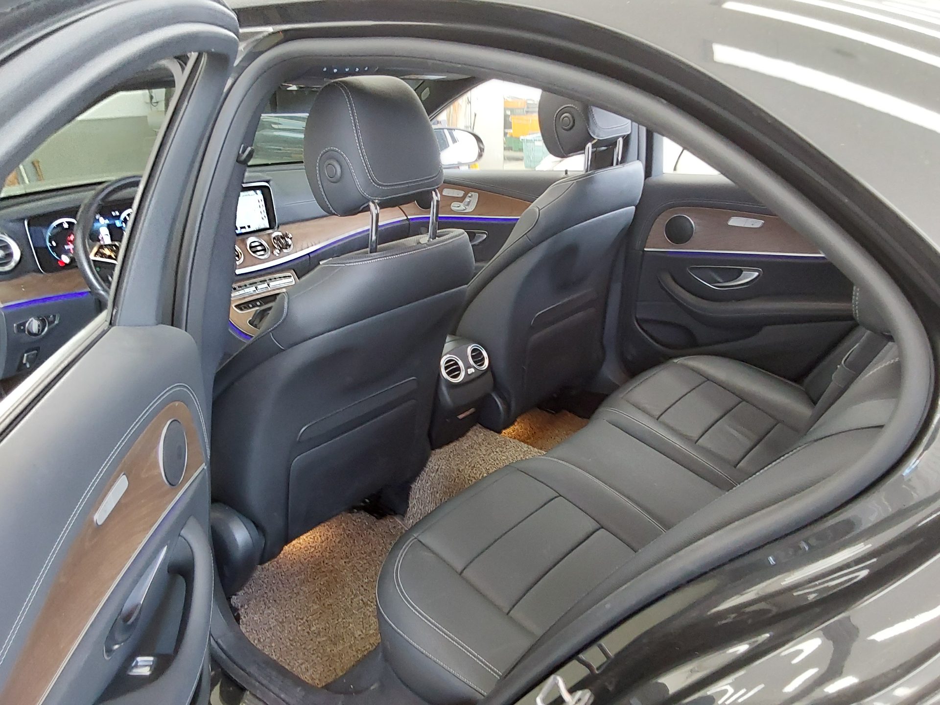 2021 - mercedes-benz e250