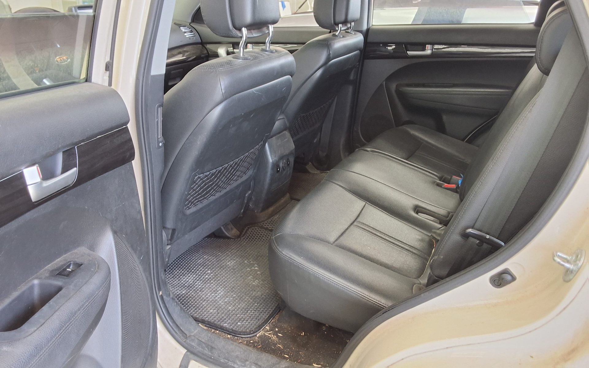 2010 - kia sorento