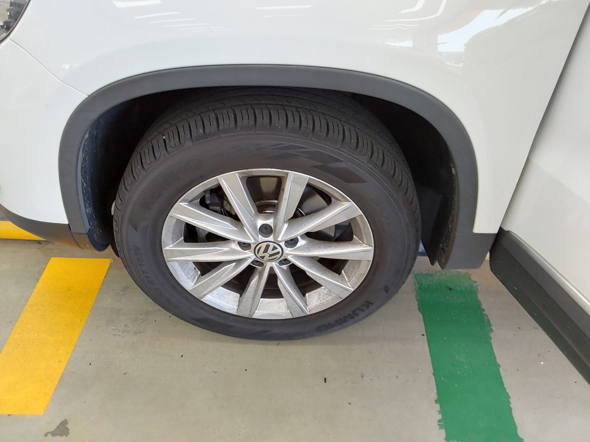 2015 - volkswagen tiguan