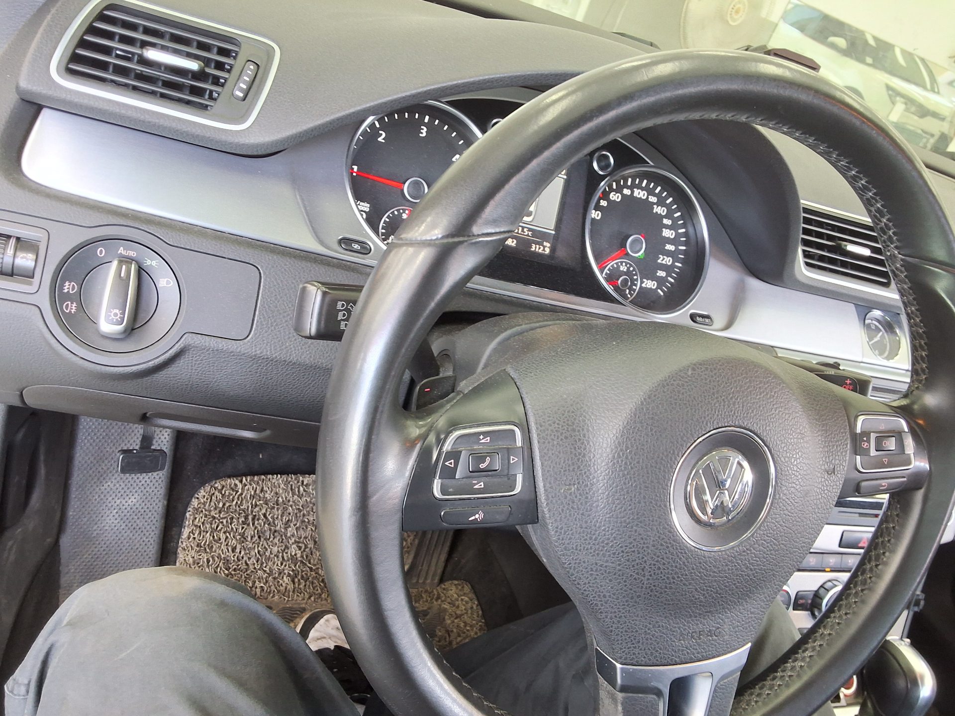 2012 - volkswagen cc