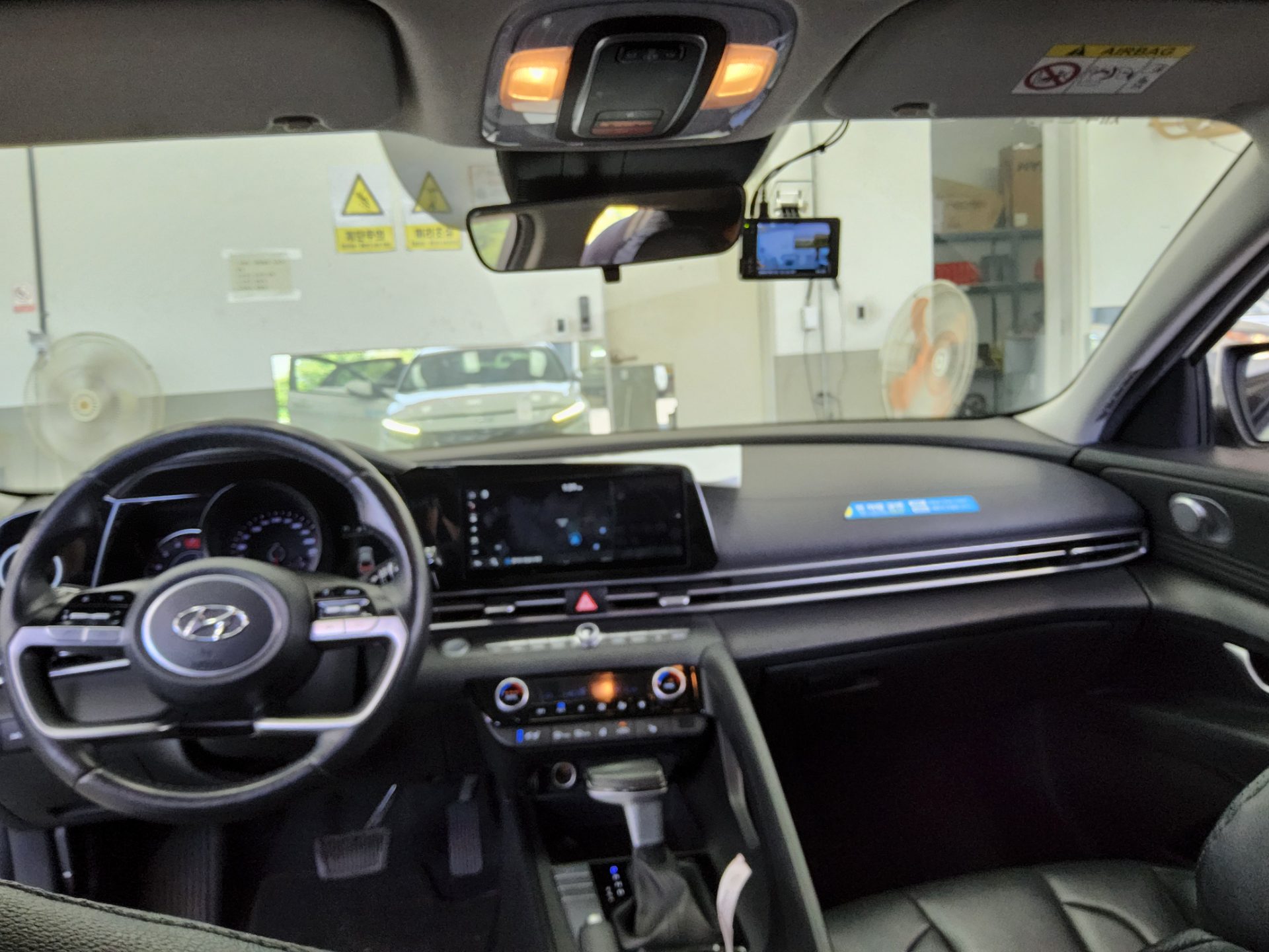 2022 - hyundai avante