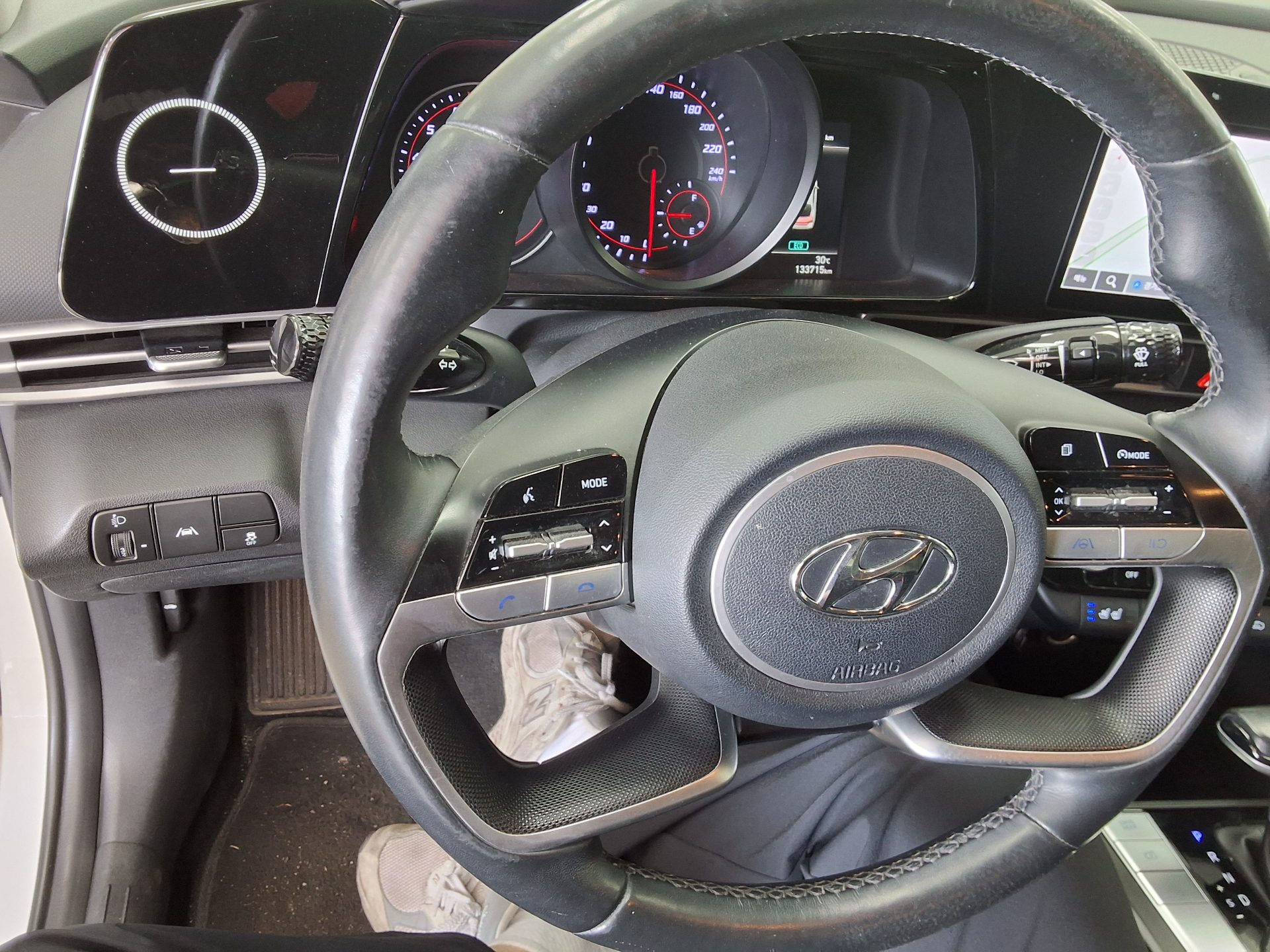 2022 - hyundai avante