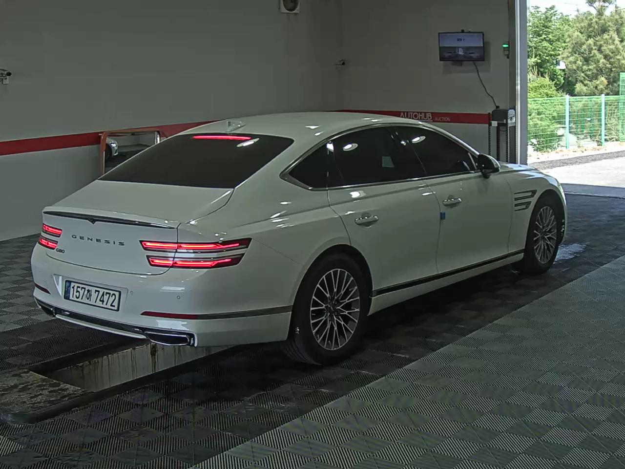2022 - genesis g80