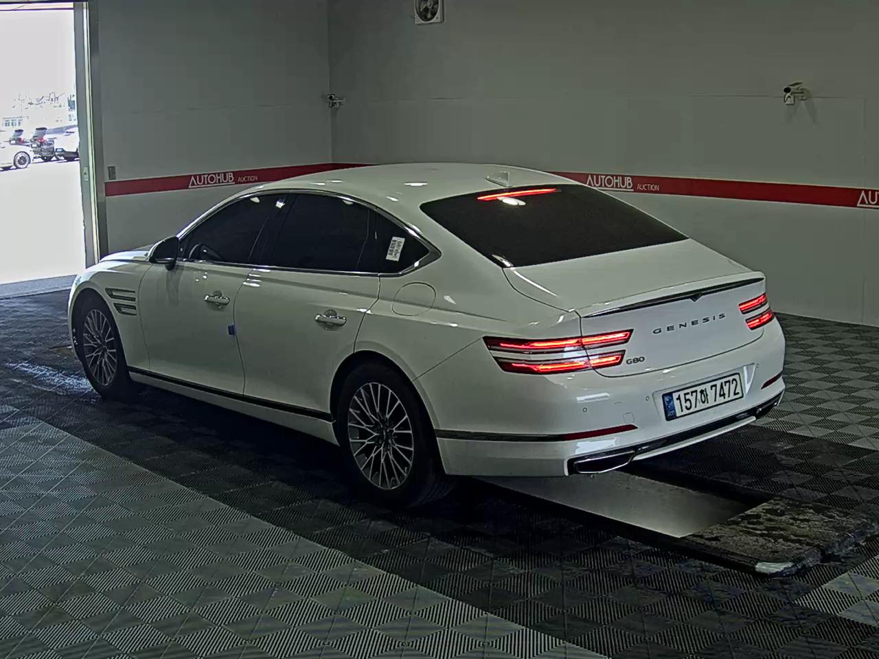 2022 - genesis g80