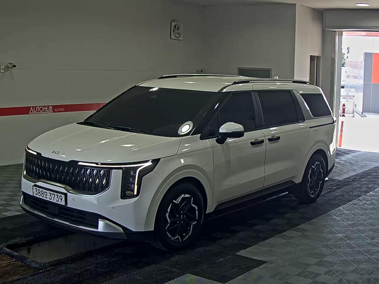 KIA CARNIVAL (KA4)