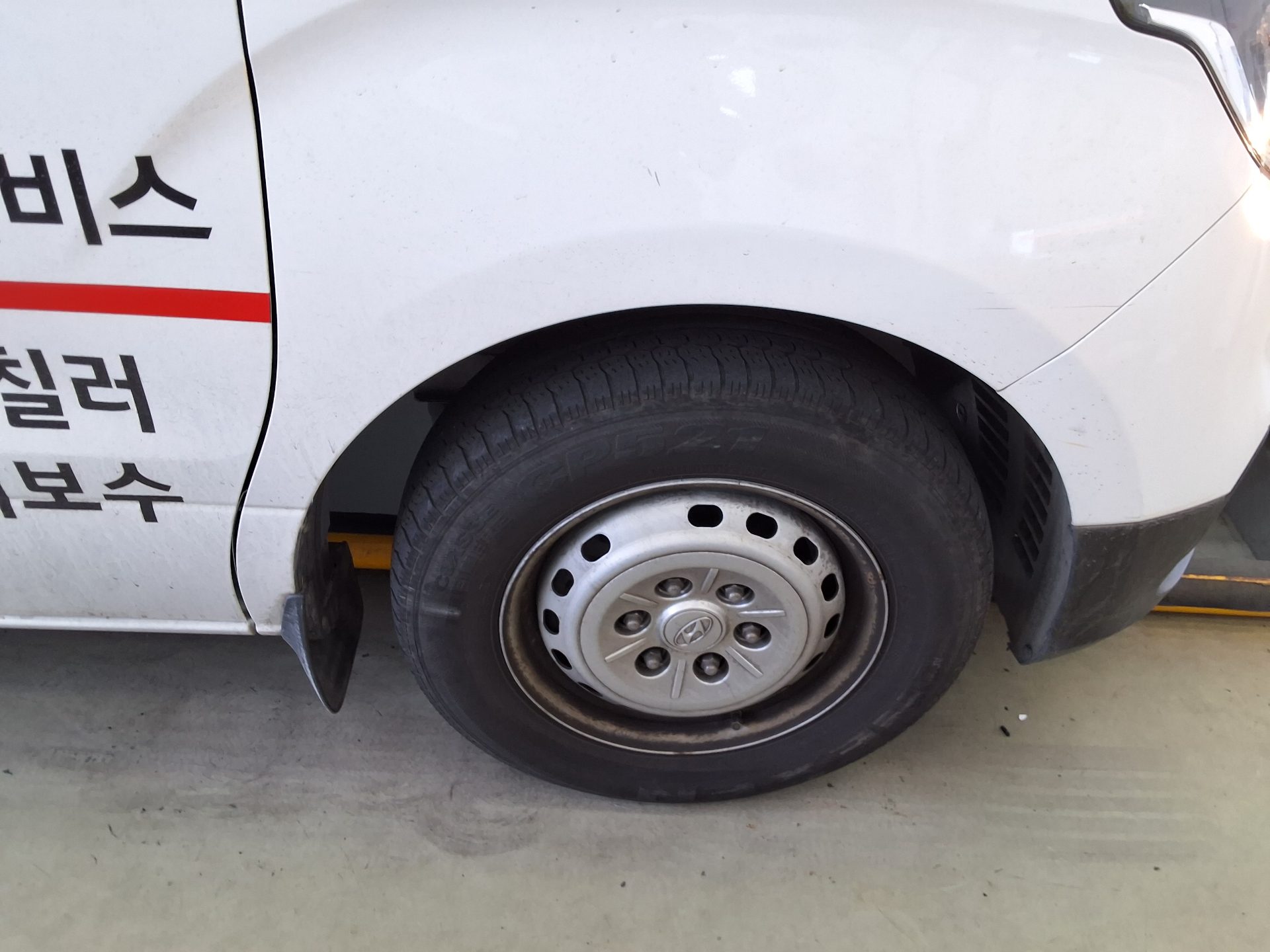 2021 - hyundai grand starex