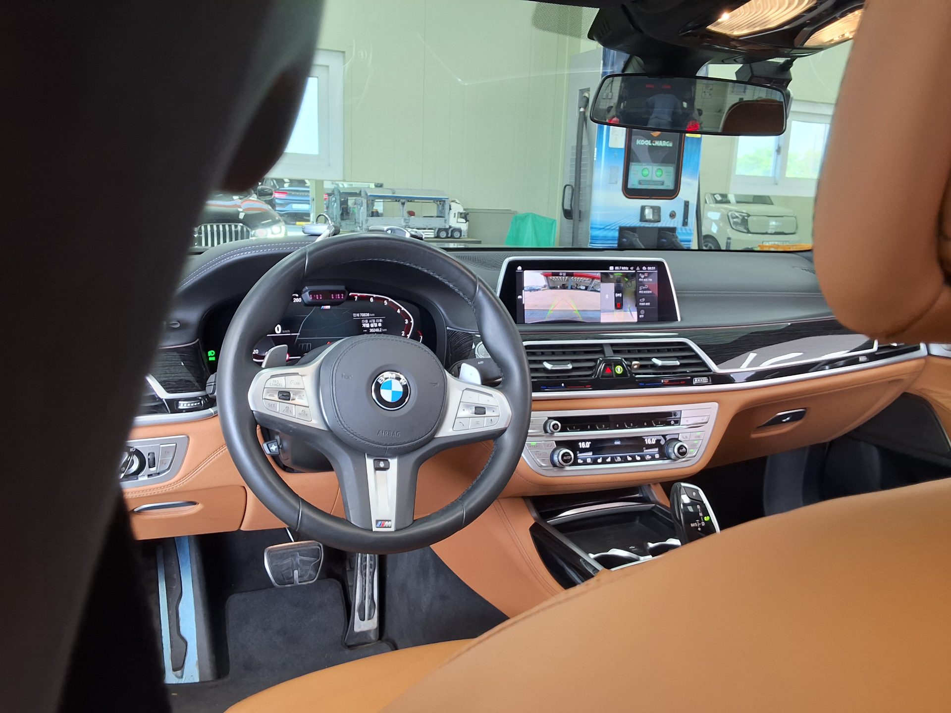 2021 - bmw m7