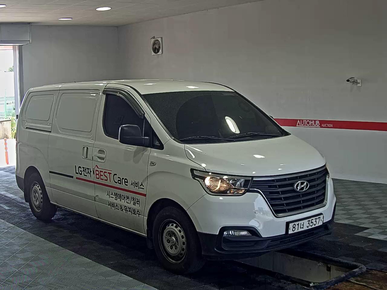 2021 - hyundai grand starex