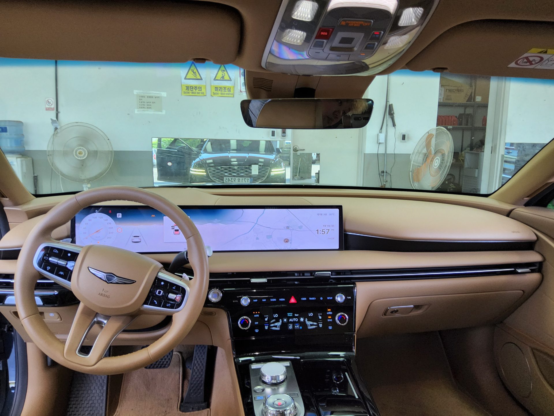 2025 - genesis g80