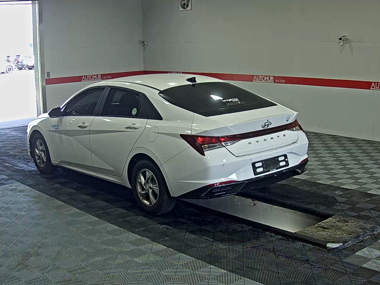 2022 - hyundai avante