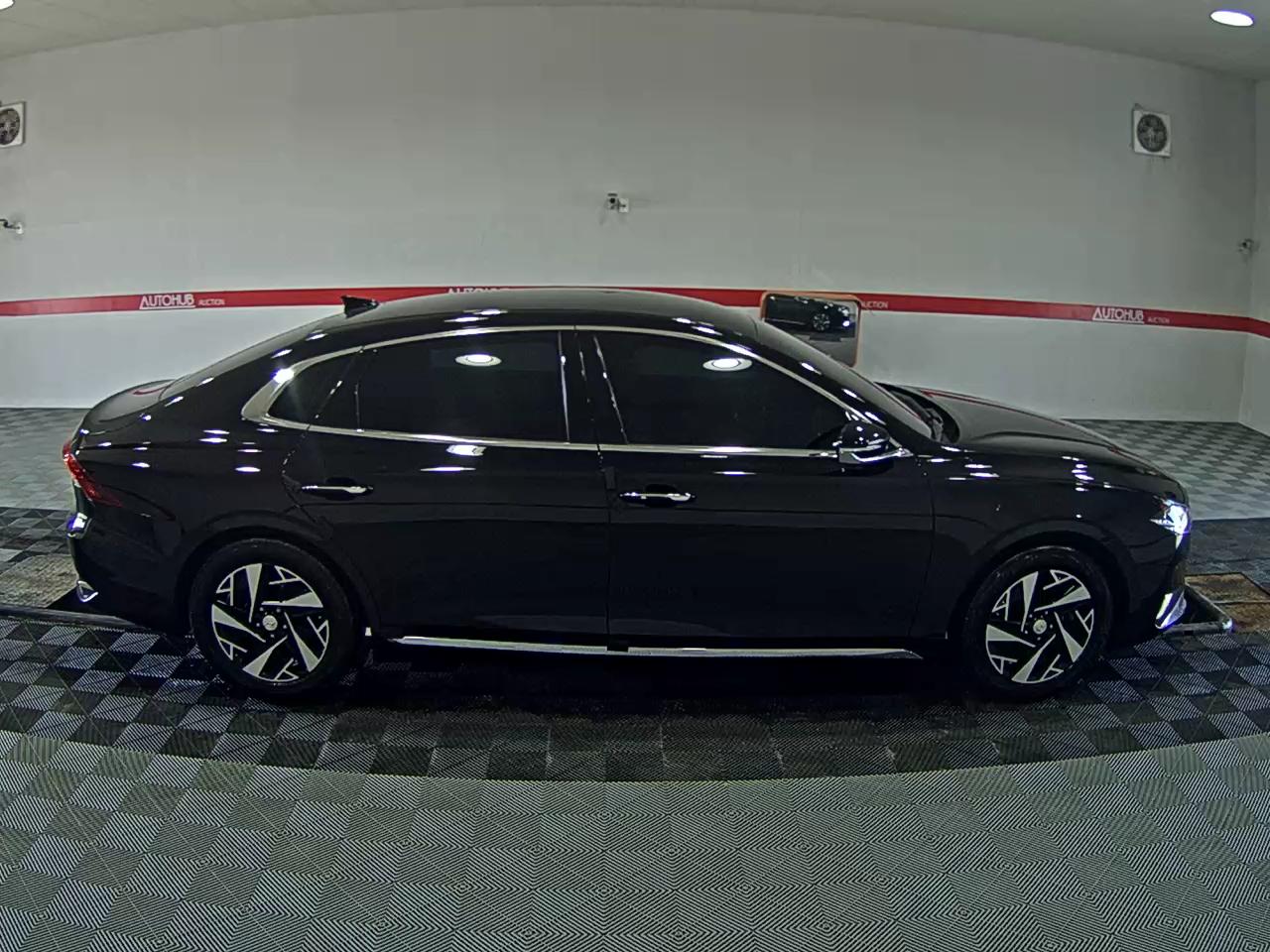 2021 - hyundai grandeur