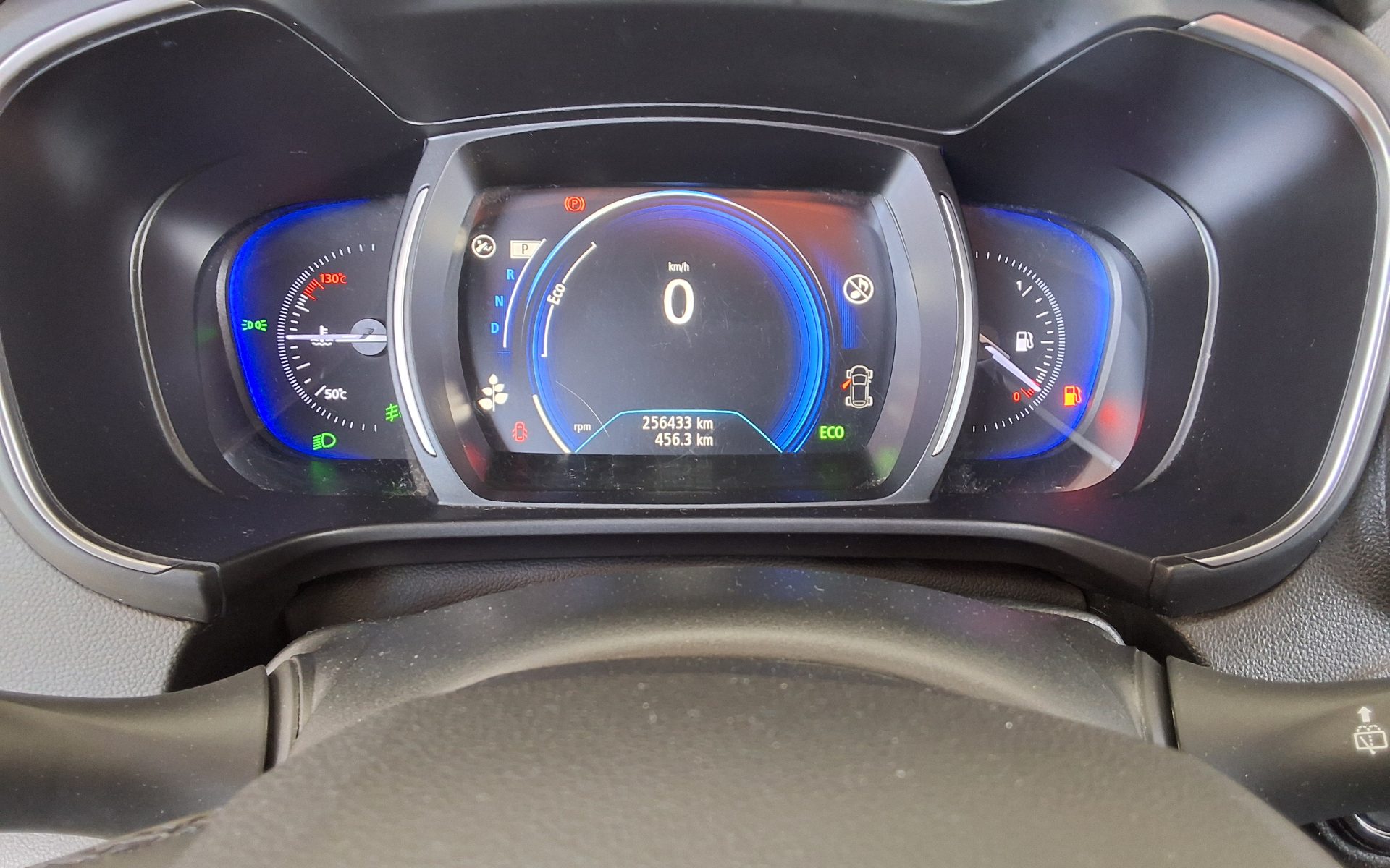 2020 - renault qm6
