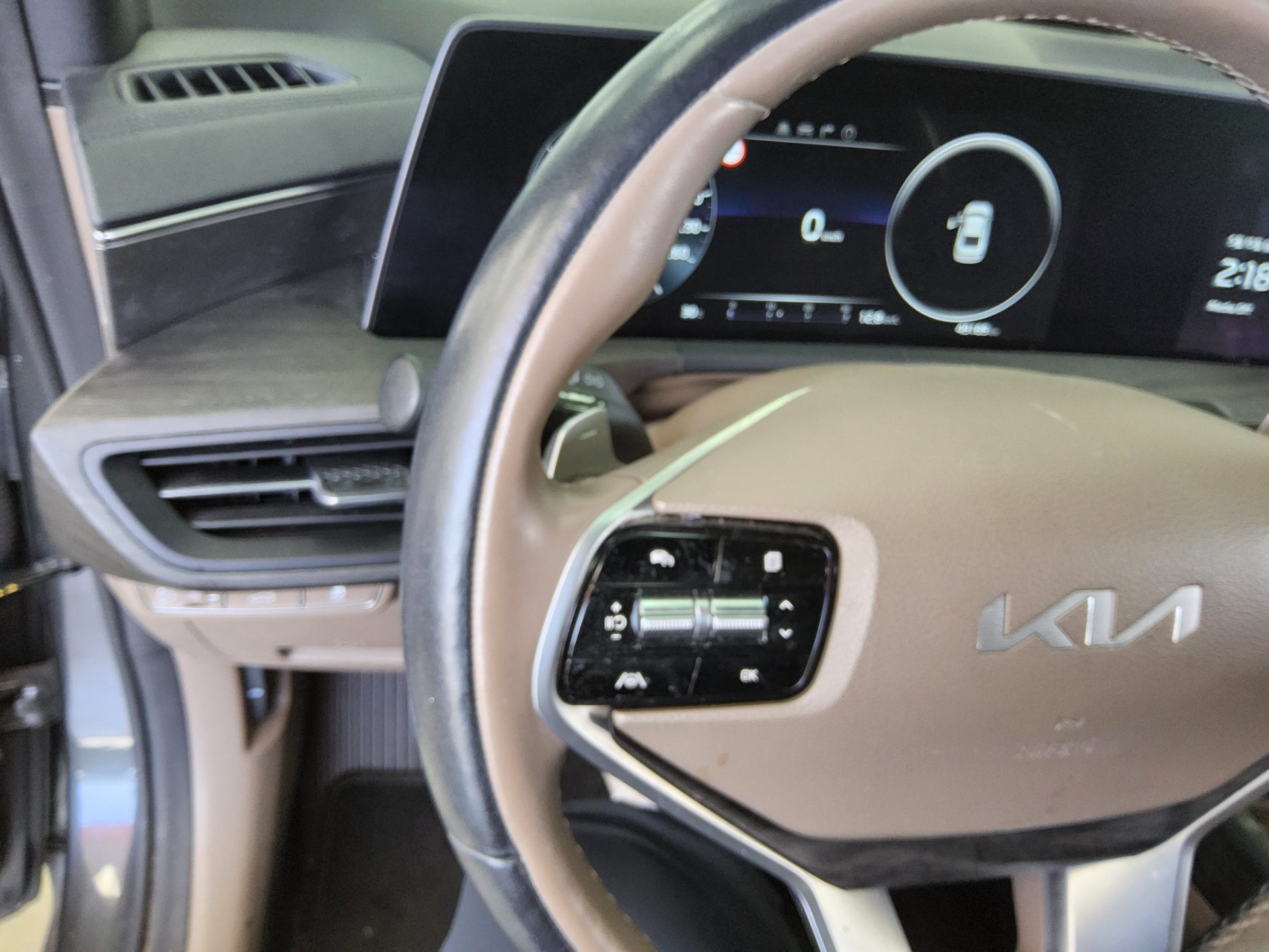 2022 - kia k8
