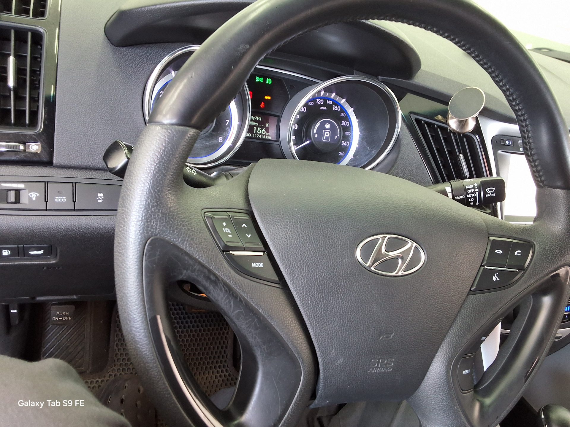 2011 - hyundai sonata