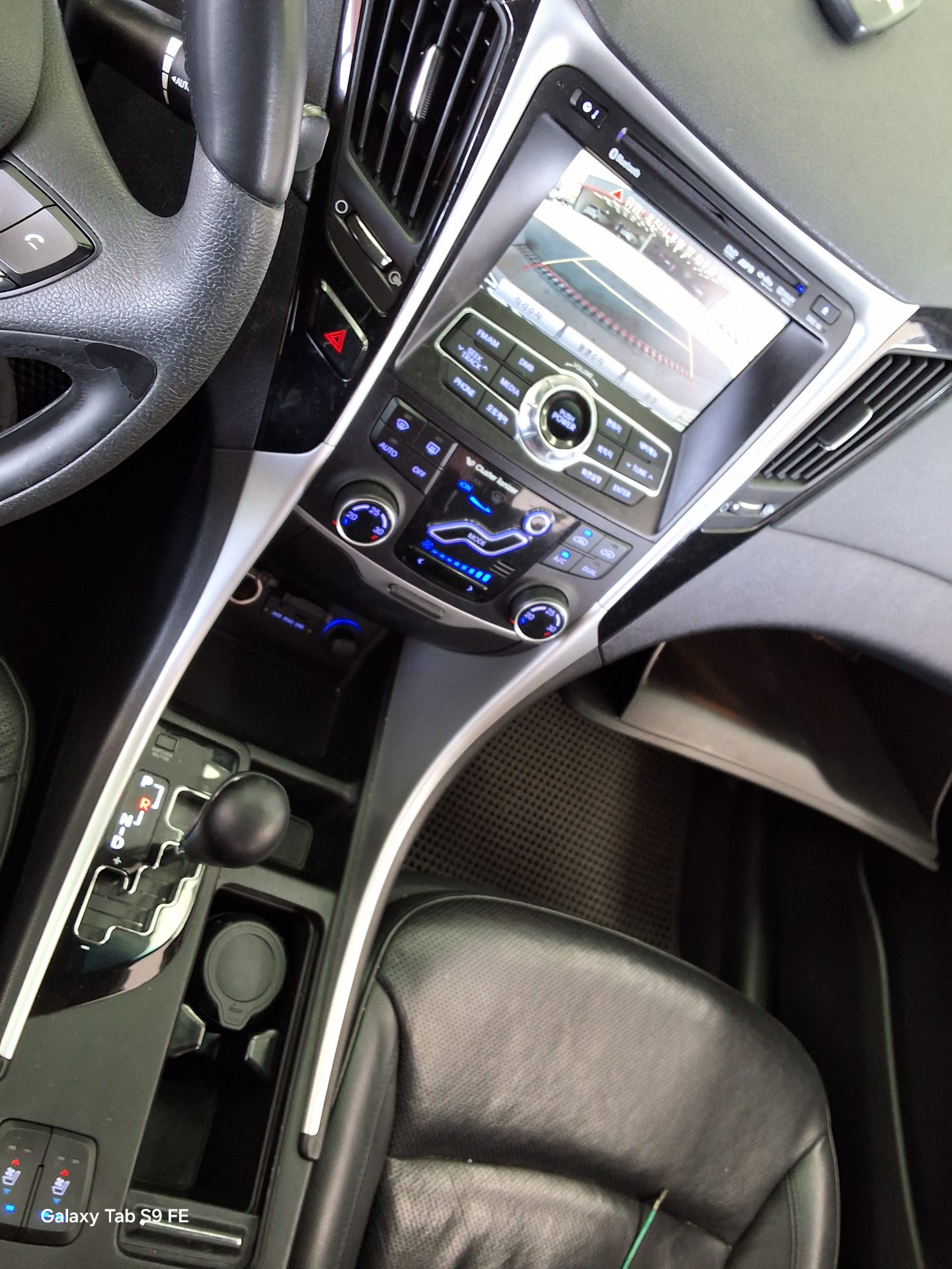 2011 - hyundai sonata