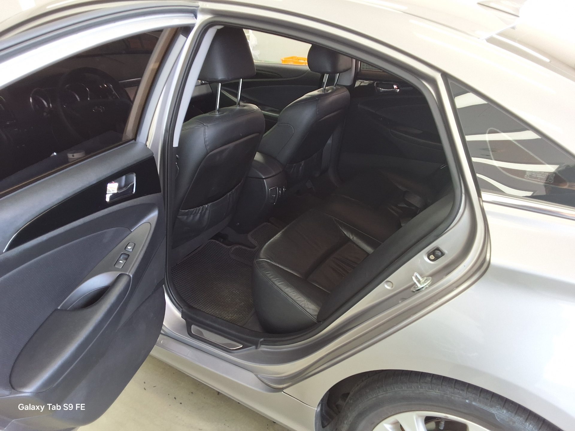 2011 - hyundai sonata