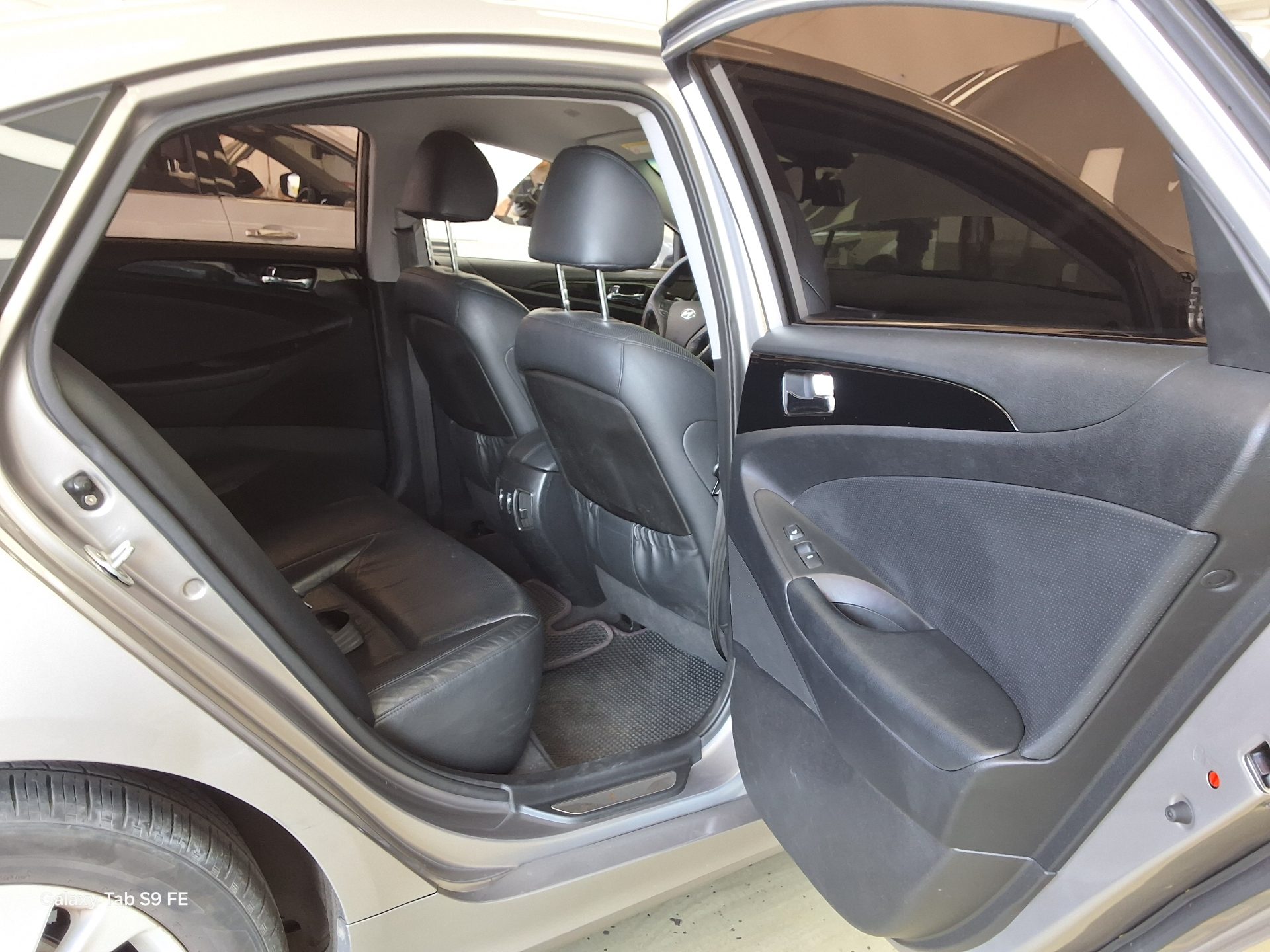 2011 - hyundai sonata