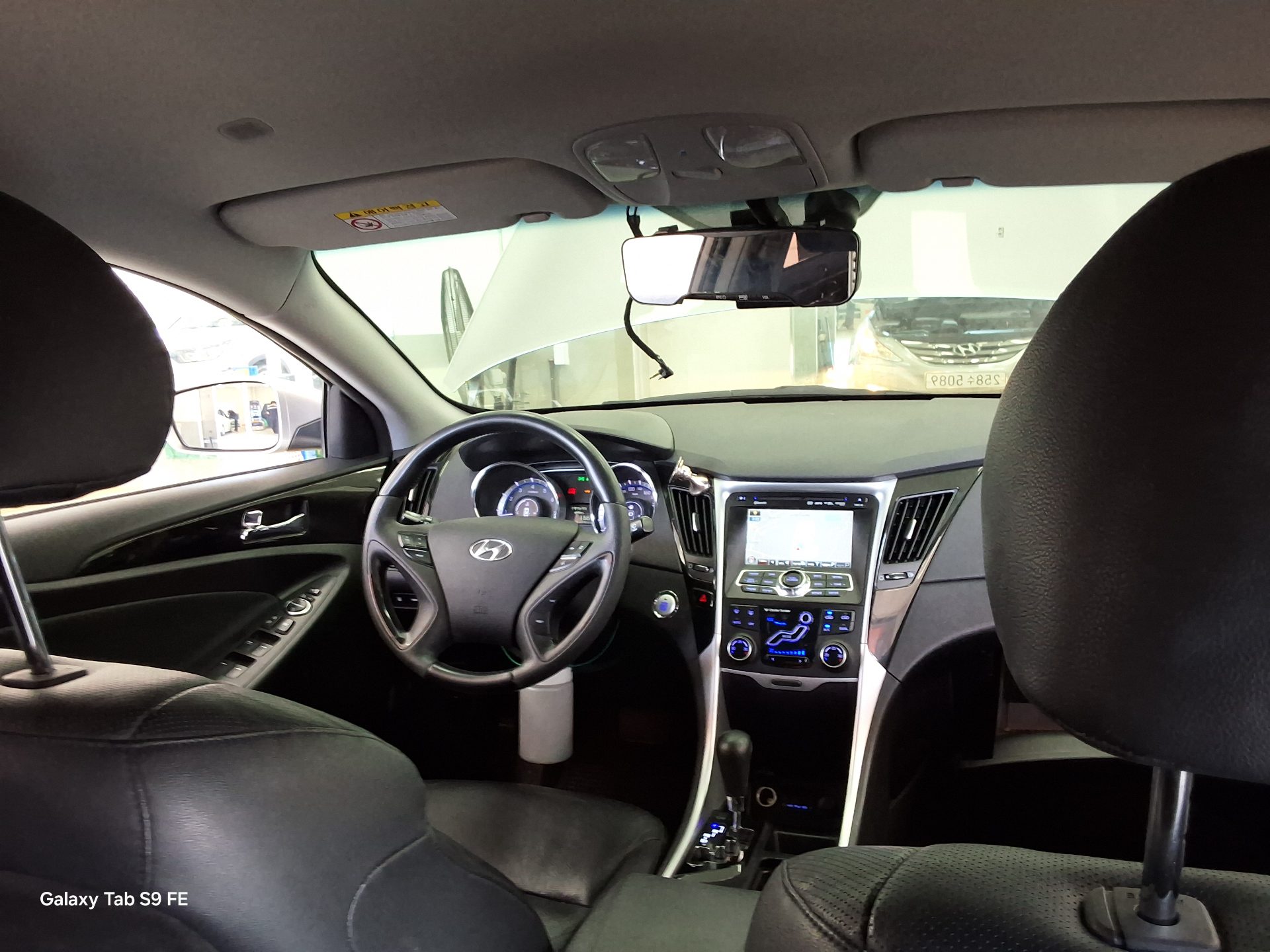 2011 - hyundai sonata