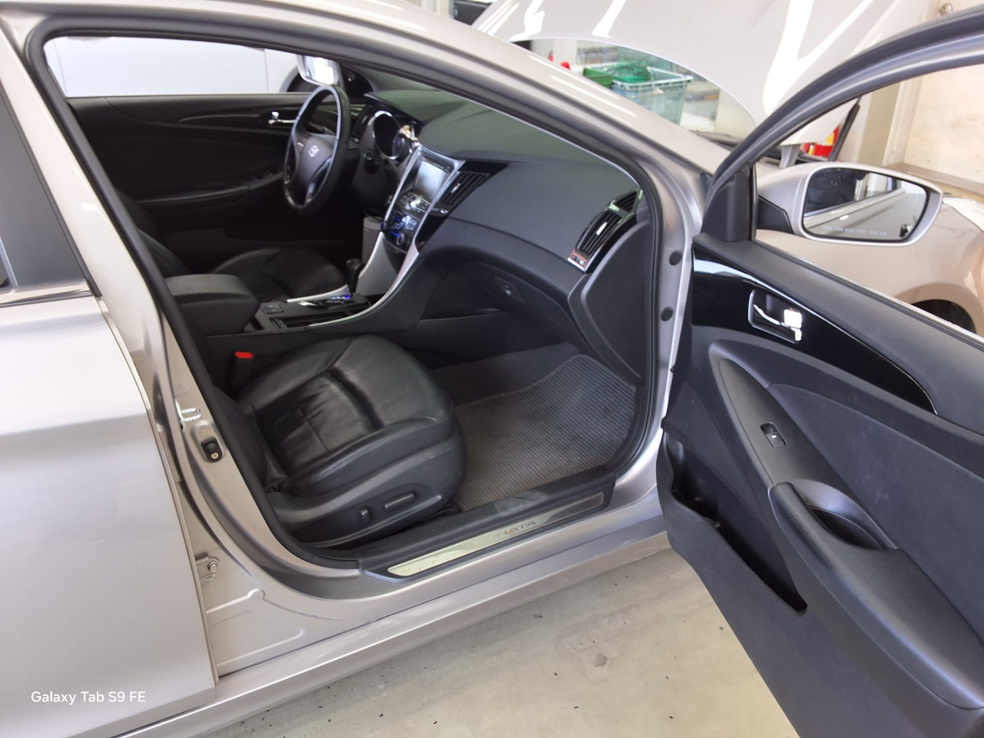 2011 - hyundai sonata