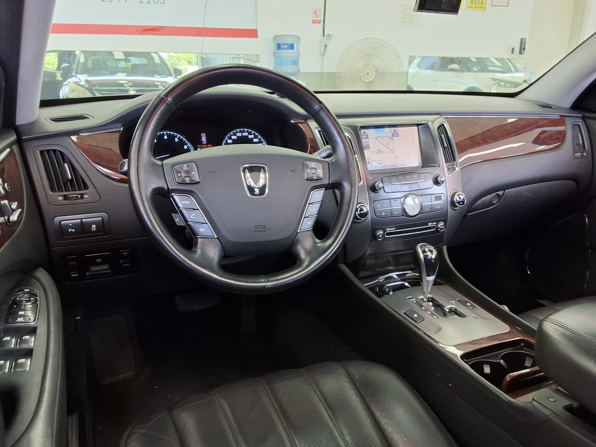 2011 - hyundai equus